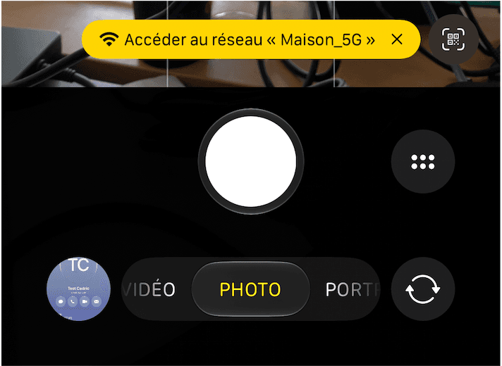 iPhone camera showing a banner offering to join the “Maison_5G” network